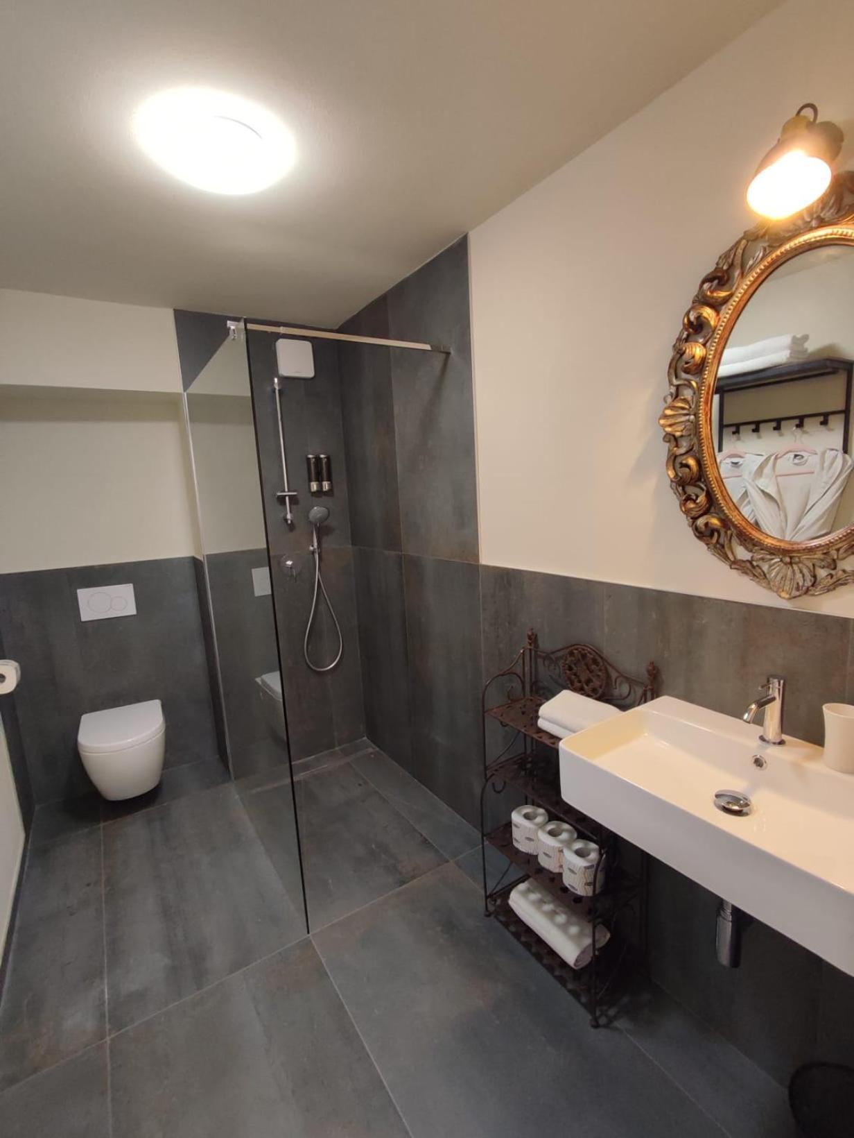 Casa Vacanze Bella-Host By Foresteria Bergamo Bella المظهر الخارجي الصورة